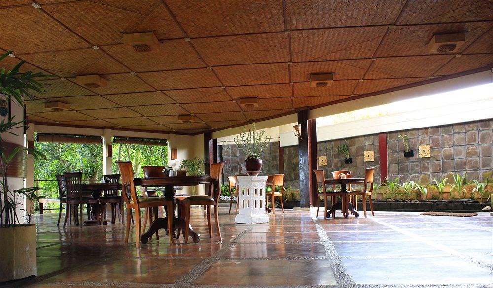 Junjungan Ubud Hotel And Spa Exterior photo