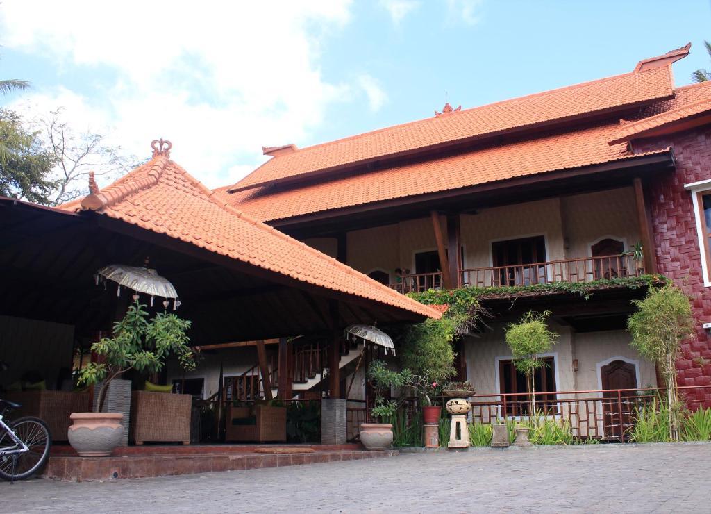 Junjungan Ubud Hotel And Spa Exterior photo