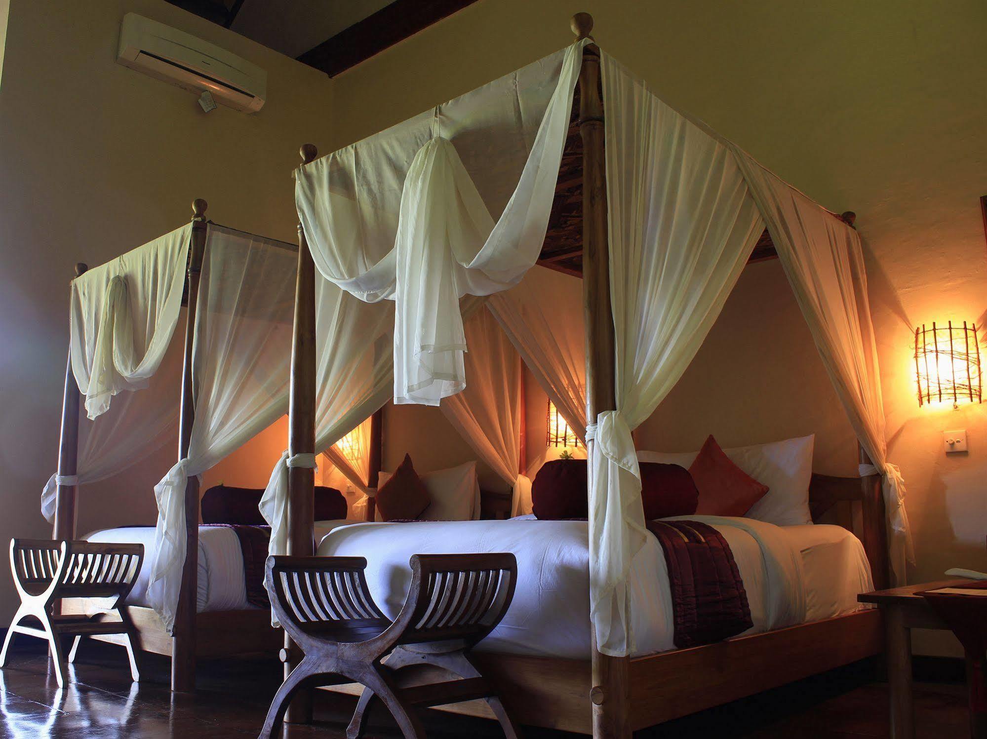 Junjungan Ubud Hotel And Spa Exterior photo